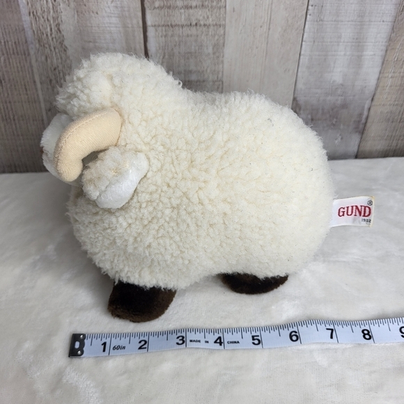 Gund 1982 Horned Sheep Plush Toy. Vintage - Picture 9 of 10